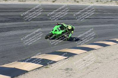 media/Jan-16-2026-CVMA Friday Practice (Fri) [[6f2bf47531]]/5-Racer 4-Trackday1/Session 2 (Bowl)/